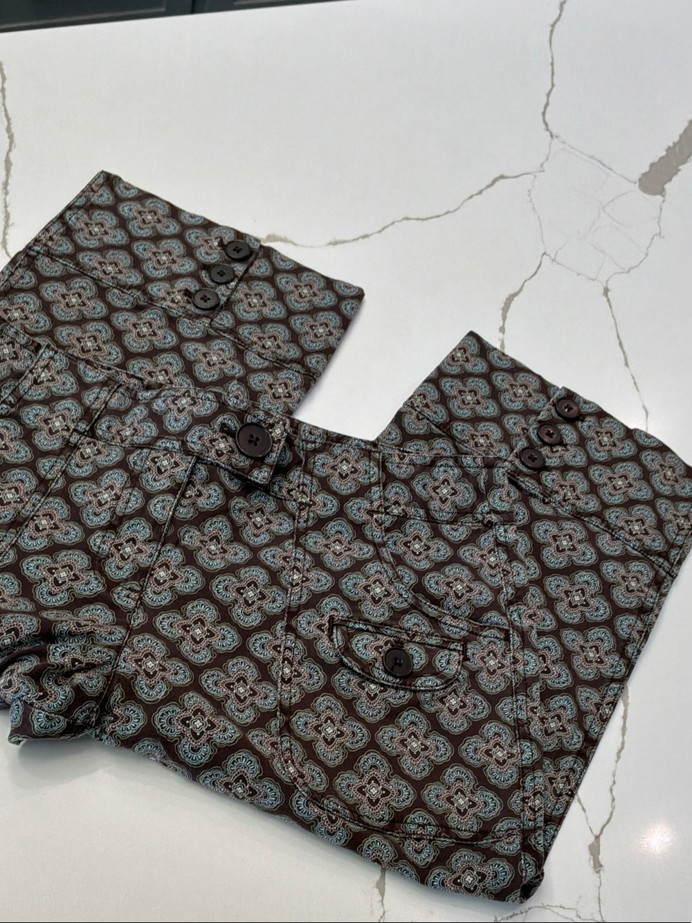 Ann Taylor LOFT  Size 4 ANN Brown & Light Teal Blue Patterned Capris